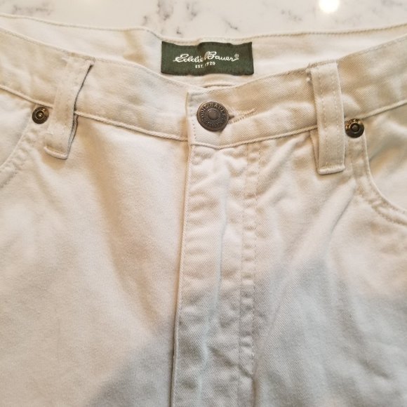 Eddie Bauer - Size 10 Flat Front Shorts - Picture 4 of 7